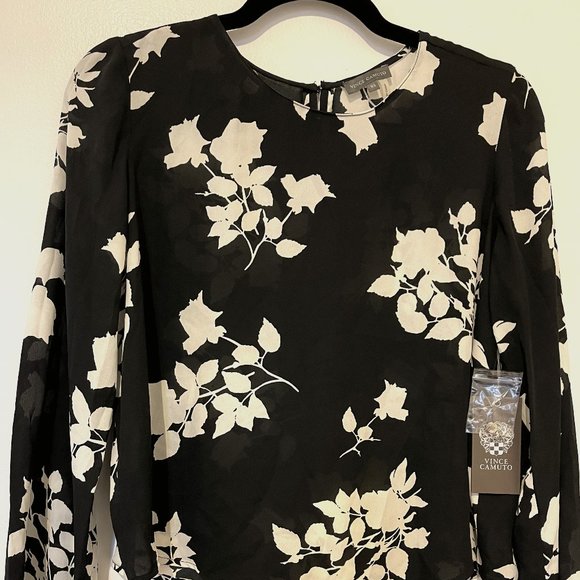 Vince Camuto Tops - Camuto Floral Blouse - New with Tags